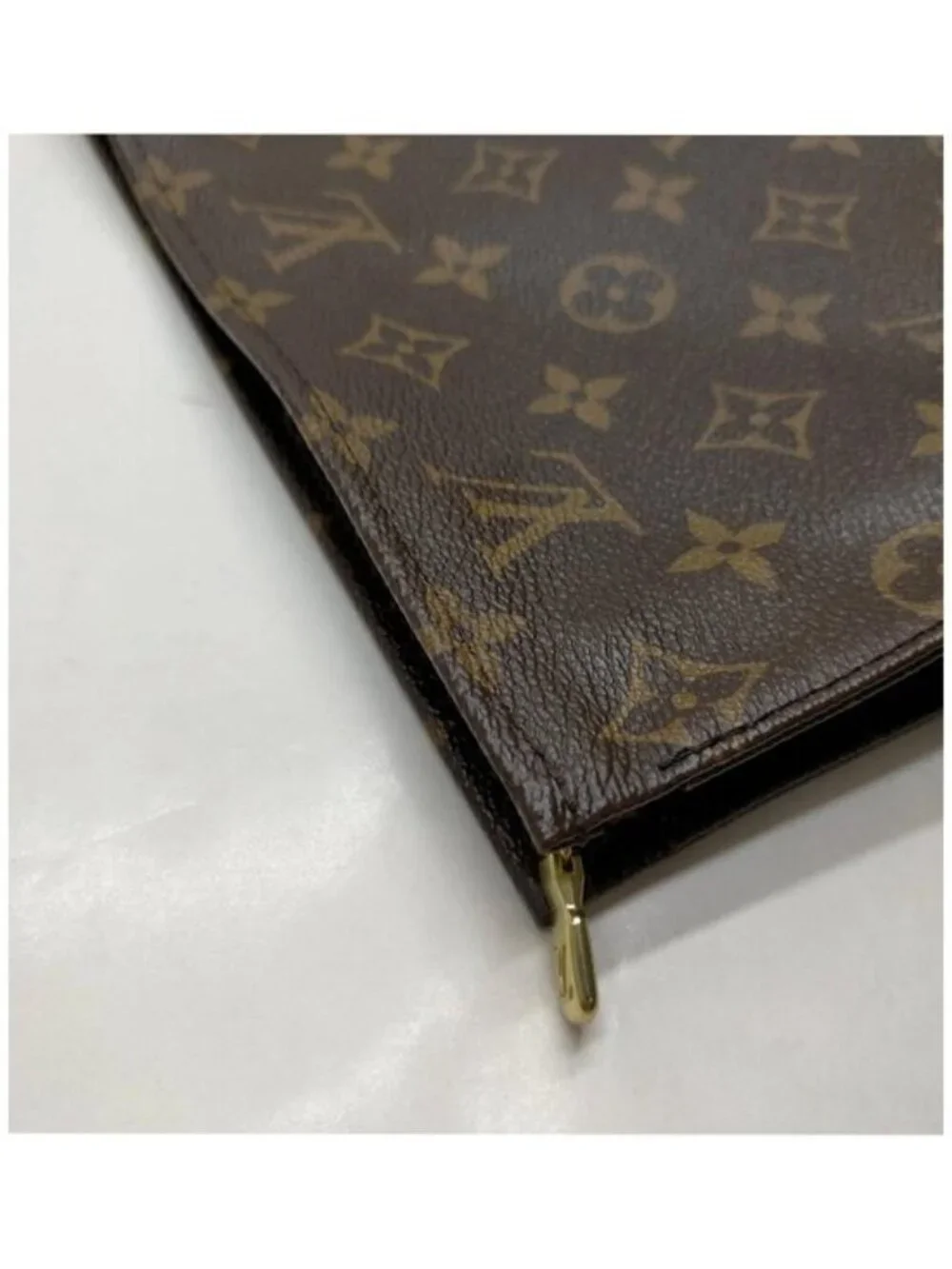 Authentic Louis Vuitton Monogram Toiletry Pouch 26 Cosmetic Pouch